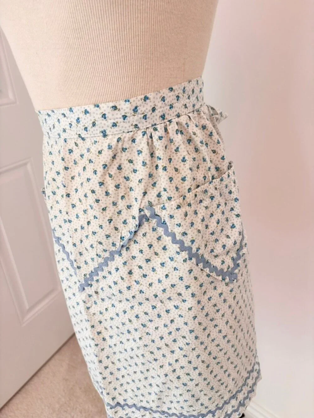Vintage half apron white blue floral pattern and Rick Rack